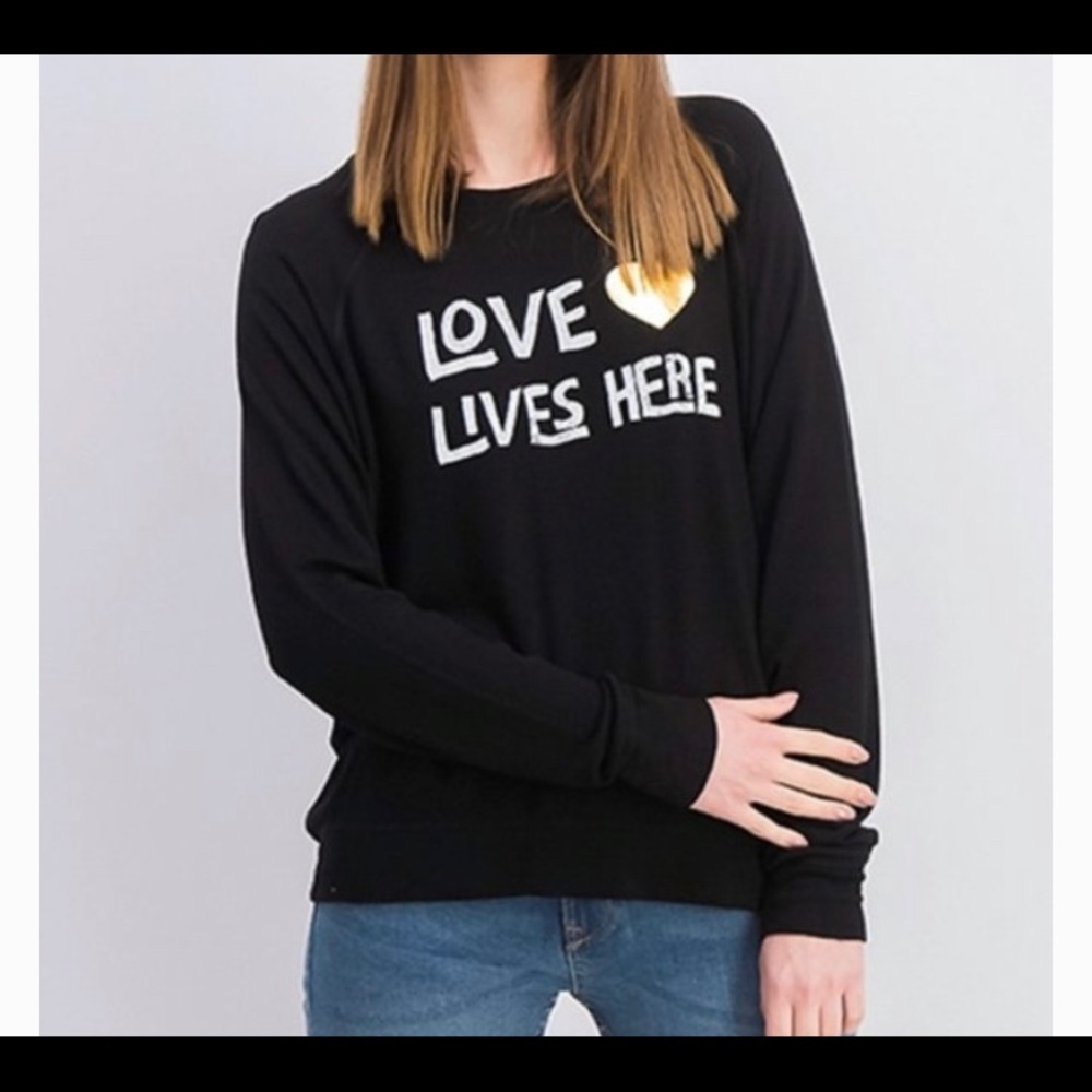 Good hyHOUman long sleeve t-shirt. Size medium.